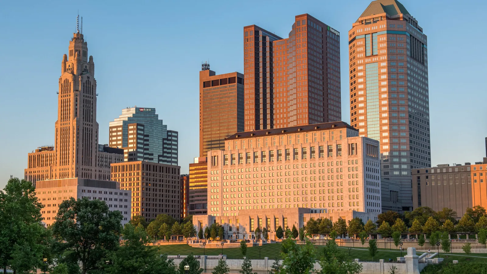 Landscape view of Columbus skyline